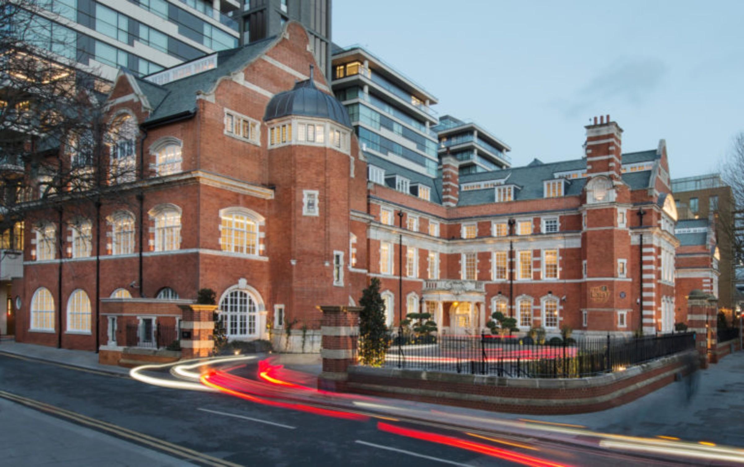 The Lalit London Hotel Bagian luar foto The former St Mary's Hospital