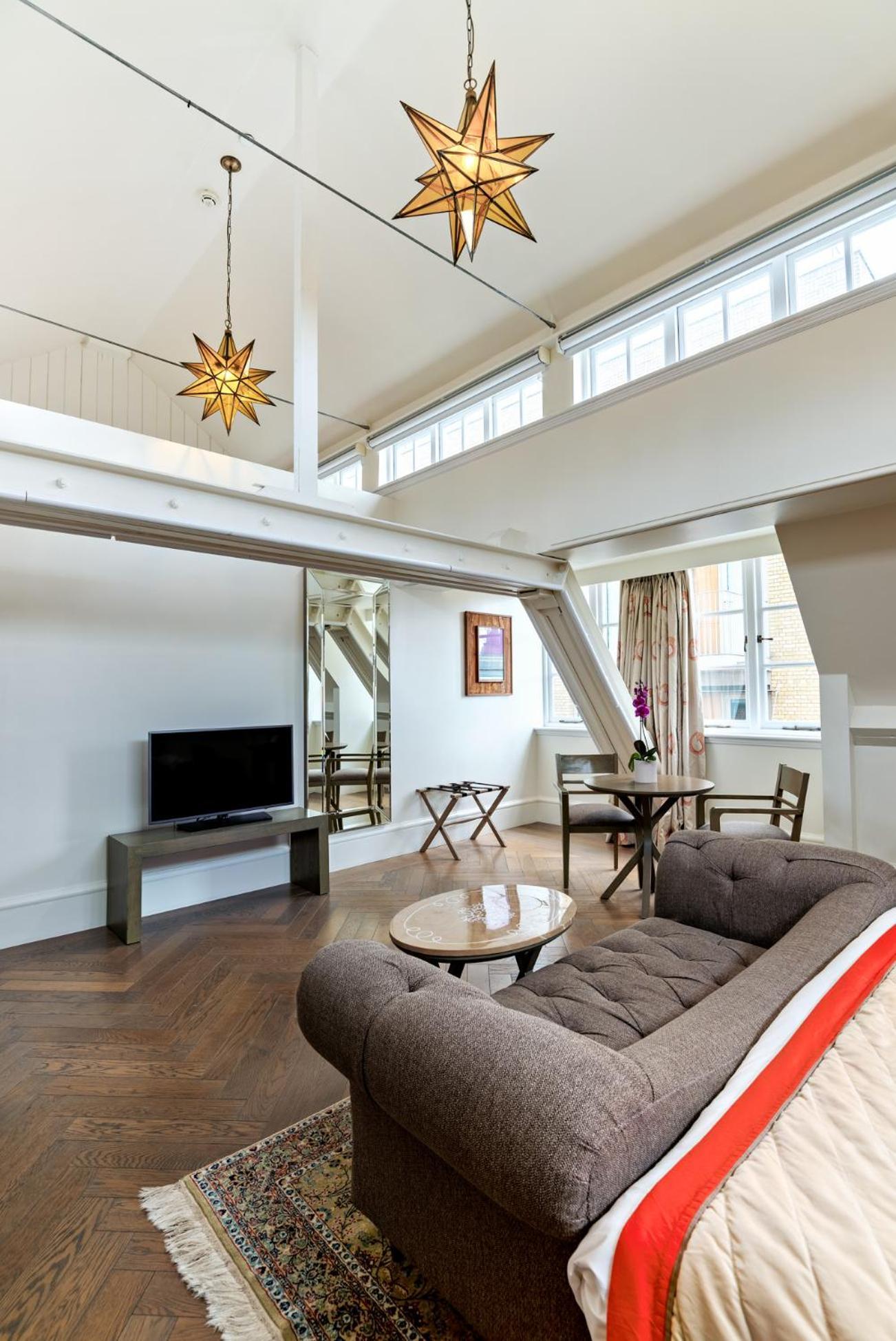 The Lalit London Hotel Bagian luar foto A typical apartment